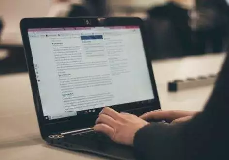 Wat is keyword stuffing
